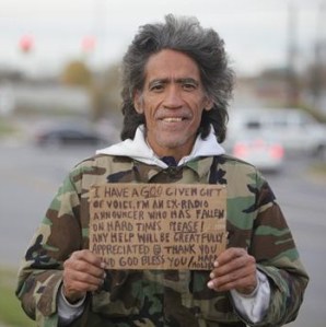 Ted-Williams-Homeless-With-Gold-Voice