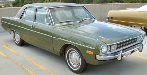 1972 Dodge Dart Dark Green (similar to '74 Dodge Dart Meltzer owned when I was at MVHS), December 25, 2009. (http://www.fotosdecarros.com).