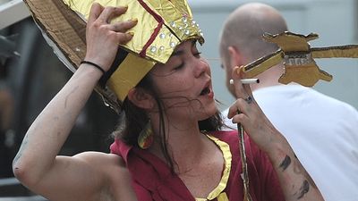 Pope Girl, Carnegie Mellon University, Pittsburgh, PA, April 18, 2013. (Pittsburgh Tribune-Review).