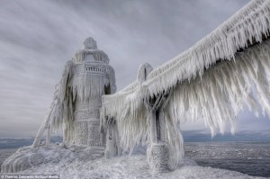 Michigan lighthouse entombed by ice, St. Joseph, Michigan, January 6, 2014. (Thomas Zakowski, HotSpot Media, via http://dailymail.co.uk).