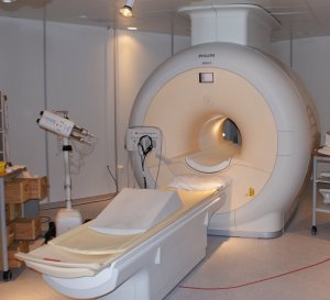 A Philips MRI machine at Sahlgrenska University Hospital, Gothenburg, Sweden, February 12, 2008. (Jan Ainali via Wikipedia). Released to public domain via CC-SA-3.0.